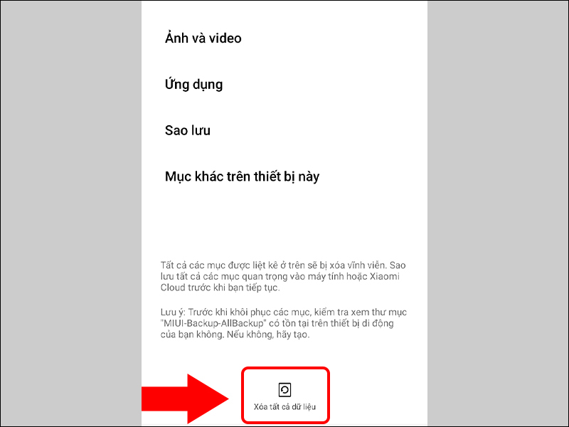 Chọn Xóa tất cả dữ liệu để khôi phục cài đặt gốc